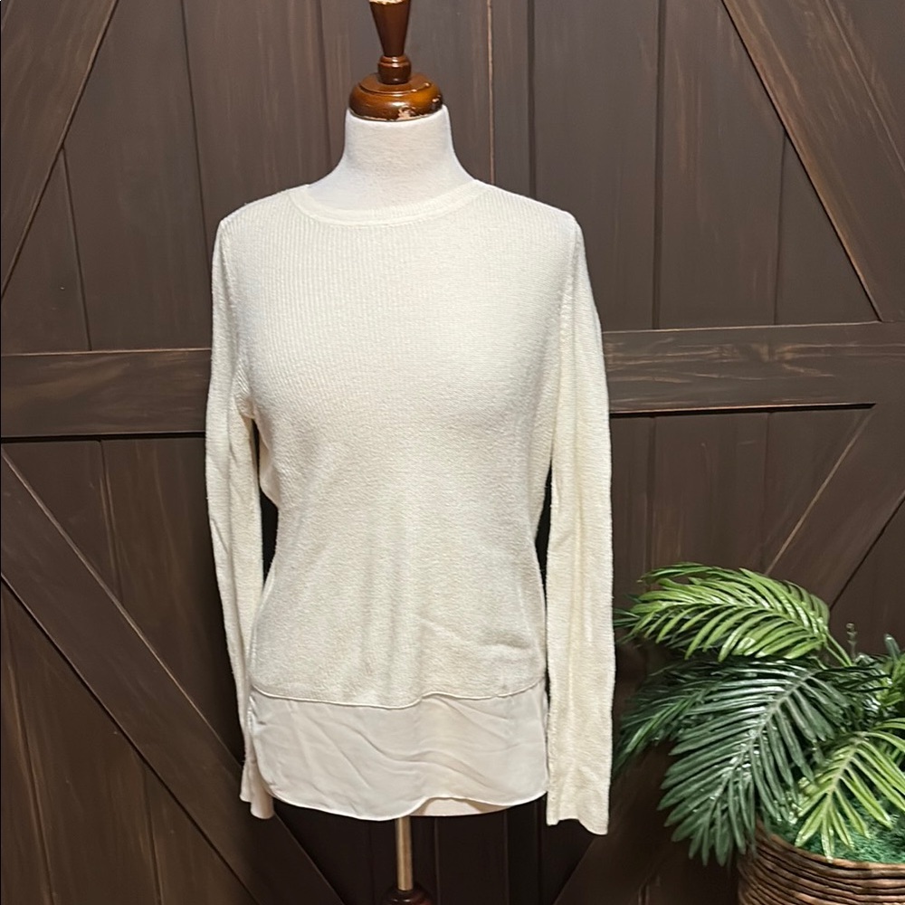 Banana Republic Cream Ribbed Relaxed Sweater